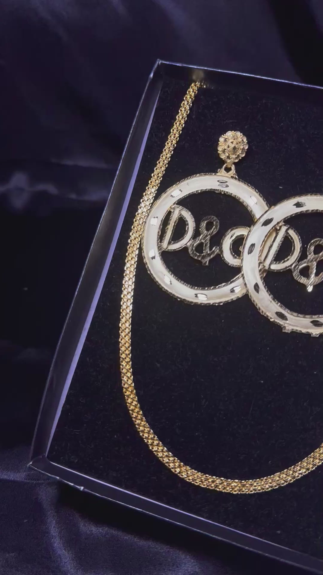 Parure “D&G Élégance” –  Boucles d’Oreilles Dorées